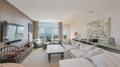 The oceanfront views you've been waiting for with room for - photo 4