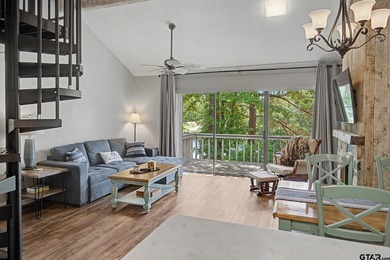 Water view, turnkey, low maintenance, updated and remodeled unit - photo 8