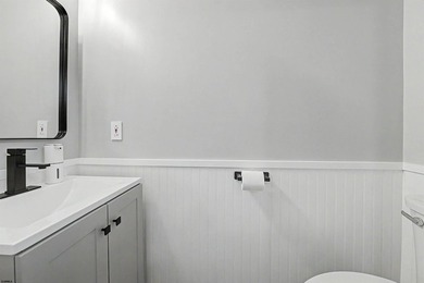 Welcome to 39 Shoreline Road in the highly sought-after Silver - photo 6