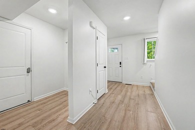 Welcome to 39 Shoreline Road in the highly sought-after Silver - photo 7