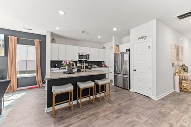 PRE-APPROVED SHORT SALE!!! Welcome to this beautifully - photo 6