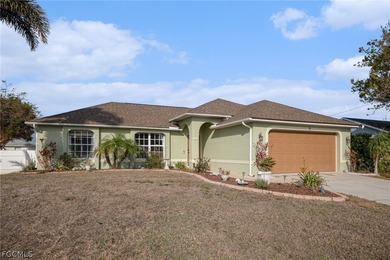 Welcome to 2706 SW 3rd Place, nestled in a peaceful and - photo 2