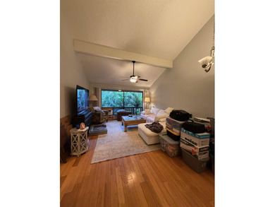 Motivated Seller. Top floor Haleakala Gardens 2 bedroom 2 bath - photo 2