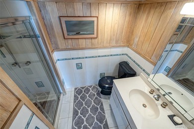 Welcome to 94 Savannah Walk, an exclusive waterfront retreat - photo 8