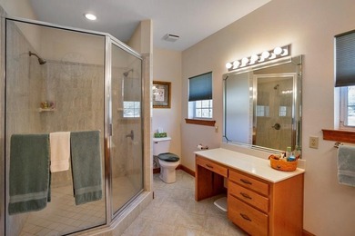 Experience refined lake living on Lake Eufaula/Walter F. George! - photo 13