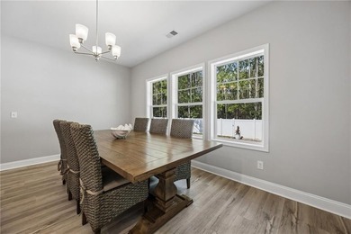 NEARLY NEW 3-BEDROOM HOME IN VICTORIA LANDING! IF YOU'RE LOOKING - photo 21
