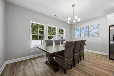 NEARLY NEW 3-BEDROOM HOME IN VICTORIA LANDING! IF YOU'RE LOOKING - photo 22
