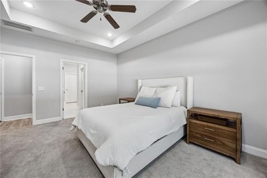 NEARLY NEW 3-BEDROOM HOME IN VICTORIA LANDING! IF YOU'RE LOOKING - photo 27