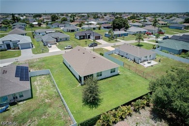Welcome to this beautifully maintained 4-bedroom, 2-bath home in - photo 33