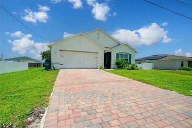 Welcome to this beautifully maintained 4-bedroom, 2-bath home in - photo 40