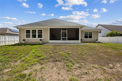 NEARLY NEW 3-BEDROOM HOME IN VICTORIA LANDING! IF YOU'RE LOOKING - photo 46
