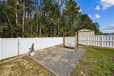 NEARLY NEW 3-BEDROOM HOME IN VICTORIA LANDING! IF YOU'RE LOOKING - photo 49