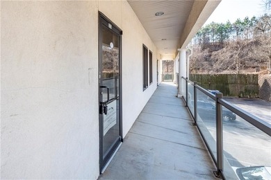 Prime income-producing investment! 100% leased with a new