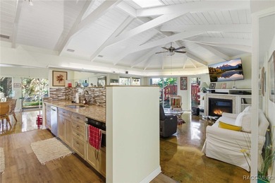 Two homes, a barn plus an RV port, all on almost 2 acres of - photo 17