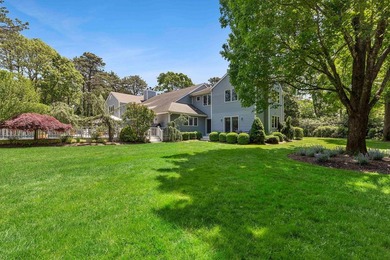 Meticulously maintained and move-in ready, this extraordinary 7 - photo 22