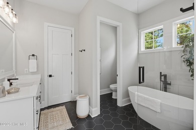 Welcome to this beautifully maintained 3,892-square-foot home in - photo 29