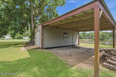 Waterfront living without the restrictions of an HOA. Welcome to - photo 32