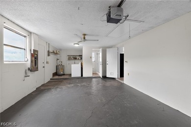 Welcome to this classic Sarasota pool home in the desirable - photo 33