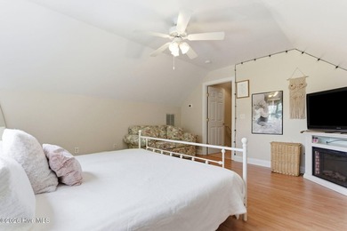 **Best and Final offers due by Monday 6/15 at 4pm. Nestled among - photo 37
