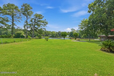Waterfront living without the restrictions of an HOA. Welcome to - photo 39