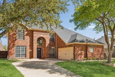 Lake Lewisville Home For Sale in Lake Dallas Texas