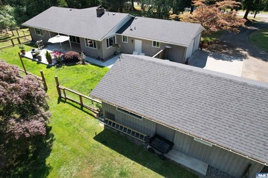Private 1.7-acre retreat minutes from Sequim, wrapped in - photo 14