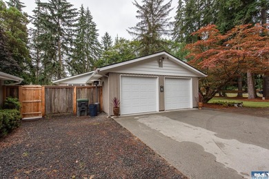 Private 1.7-acre retreat minutes from Sequim, wrapped in - photo 15
