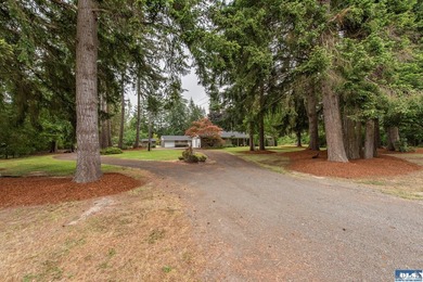 Private 1.7-acre retreat minutes from Sequim, wrapped in - photo 16