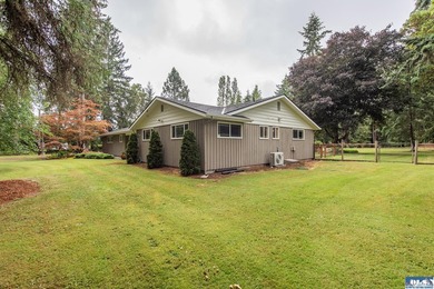 Private 1.7-acre retreat minutes from Sequim, wrapped in - photo 17