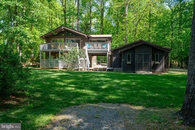 The Only Lake Anna Community with Access to Both Sides of the - photo 3