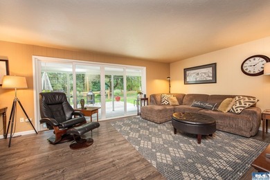 Private 1.7-acre retreat minutes from Sequim, wrapped in - photo 27