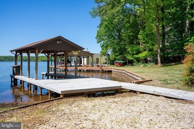 The Only Lake Anna Community with Access to Both Sides of the - photo 7