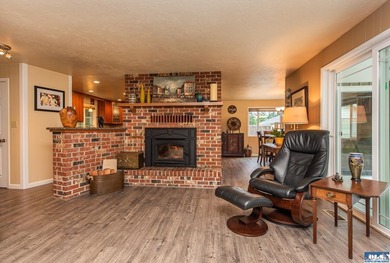 Private 1.7-acre retreat minutes from Sequim, wrapped in - photo 30