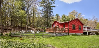 17 Highland Ave in Smallwood, NY is a furnished 3-bedroom - photo 33