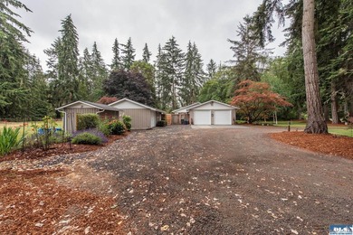 Private 1.7-acre retreat minutes from Sequim, wrapped in - photo 40