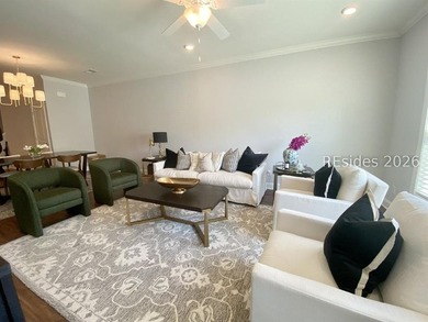Great location to all Bluffton has to offer! Newer and in great - photo 3