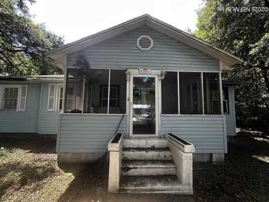 Short Sale- Home needs major renovation - photo 1