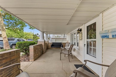 THIS IS IT! Here's your opportunity to own a rare duplex - photo 2
