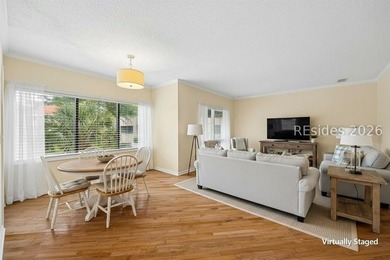 Nicely maintained 2-bedroom, 2-bath Anchorage villa ideally - photo 4