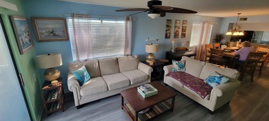 Very nice 1st floor 2 br, 2bt corner condo at Summertree - photo 4