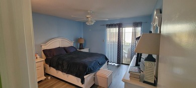 Very nice 1st floor 2 br, 2bt corner condo at Summertree - photo 8