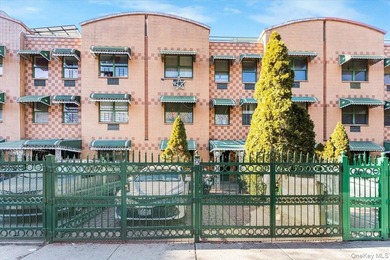 This pristine and immaculate two-family brownstone home is - photo 1