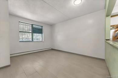 This pristine and immaculate two-family brownstone home is - photo 4