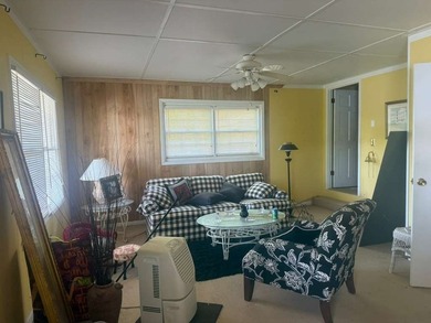 Prime waterfront opportunity in Sunset Acres featuring 3 - photo 11