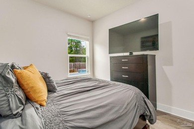 LOW INTEREST RATE ASSUMABLE VA LOAN!! This delightful 4-bedroom - photo 28