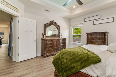 LOW INTEREST RATE ASSUMABLE VA LOAN!! This delightful 4-bedroom - photo 30