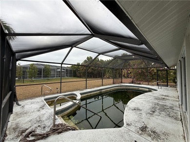 LOCATION, LOCATION!! Spacious 3 bedroom, 2 bath pool home - photo 3