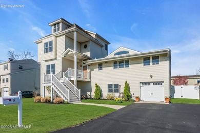 Custom Built Silver Bay Retreat minutes from GSP .Turnkey - photo 4