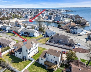Custom Built Silver Bay Retreat minutes from GSP .Turnkey - photo 6