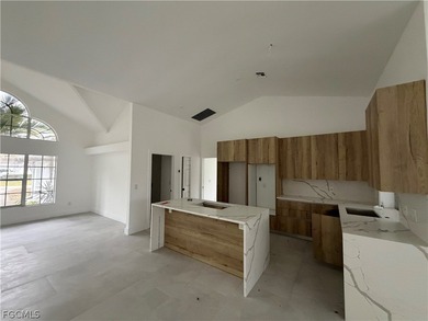 LOCATION, LOCATION!! Spacious 3 bedroom, 2 bath pool home - photo 7